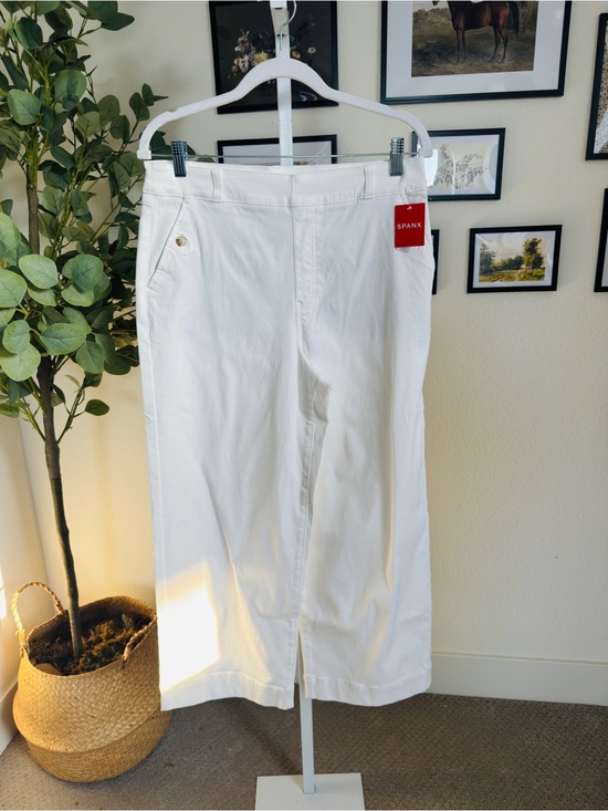 SPANX Pants - SPANX White women’s Pull-On wide leg cropped pants
